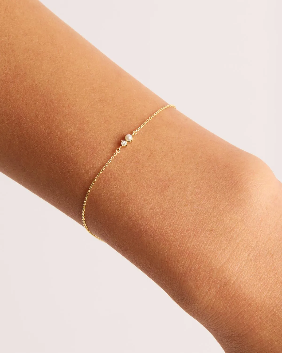 14k Solid Gold Magic Within Birthstone Diamond Bracelet - June - Freshwater Pearl