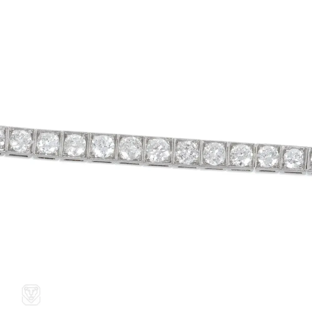 Art Deco tapering diamond line bracelet