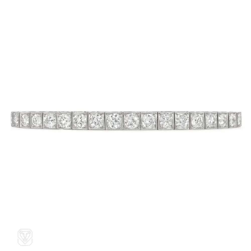 Art Deco tapering diamond line bracelet
