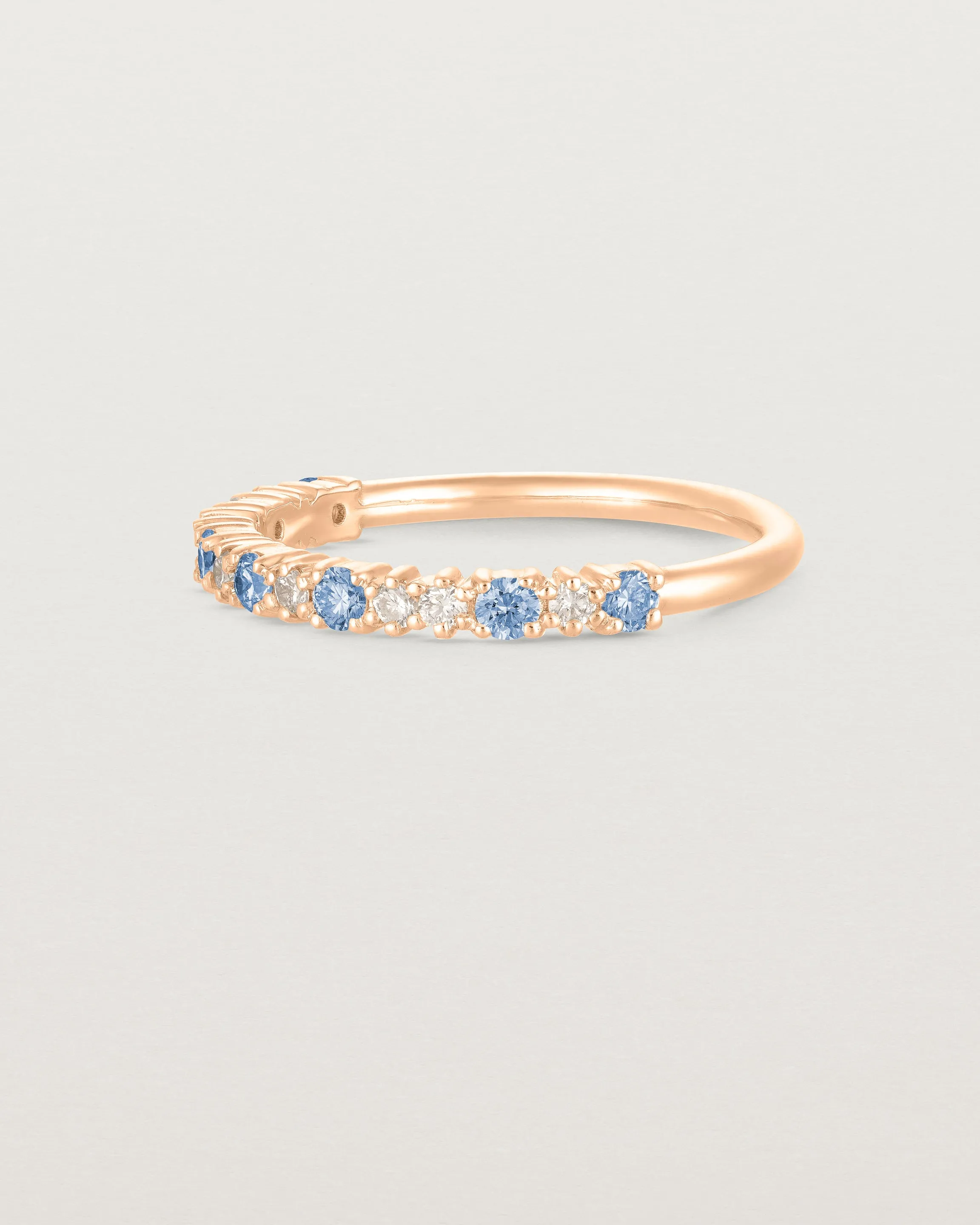 Aurelia Ring – Elegant Ceylon Sapphires & Sparkling Diamonds