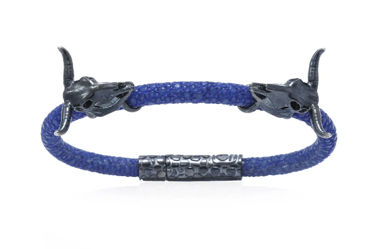 Bracelet LivingSkull Men Stingray Leather & Two Silver Bull Skulls
