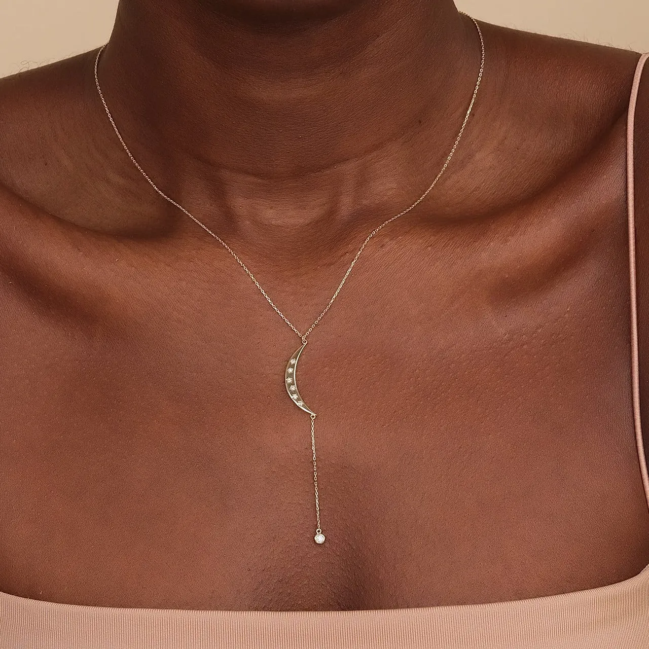 Crescent Diamond Lariat Necklace, Tarja