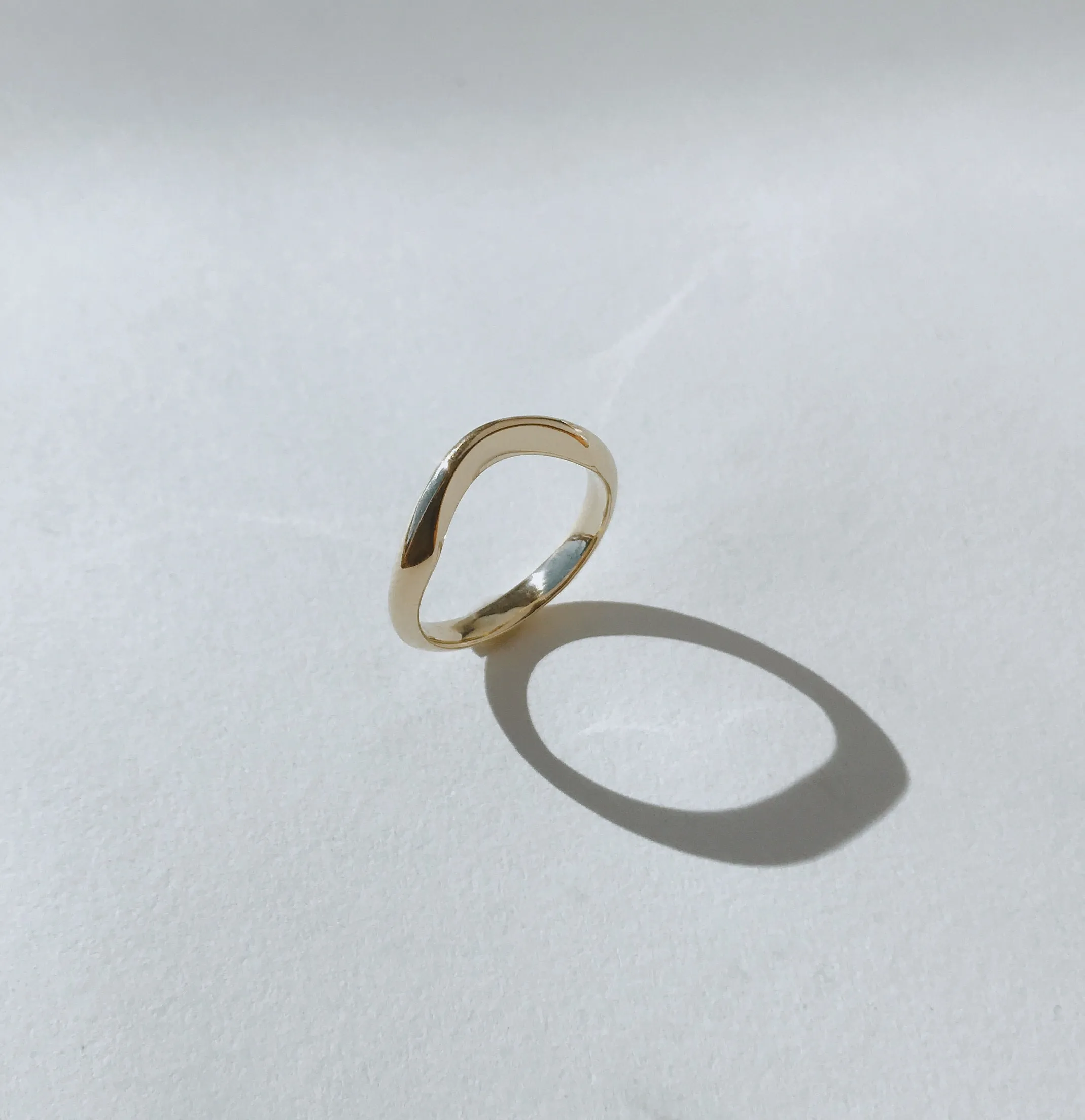 Curved Band