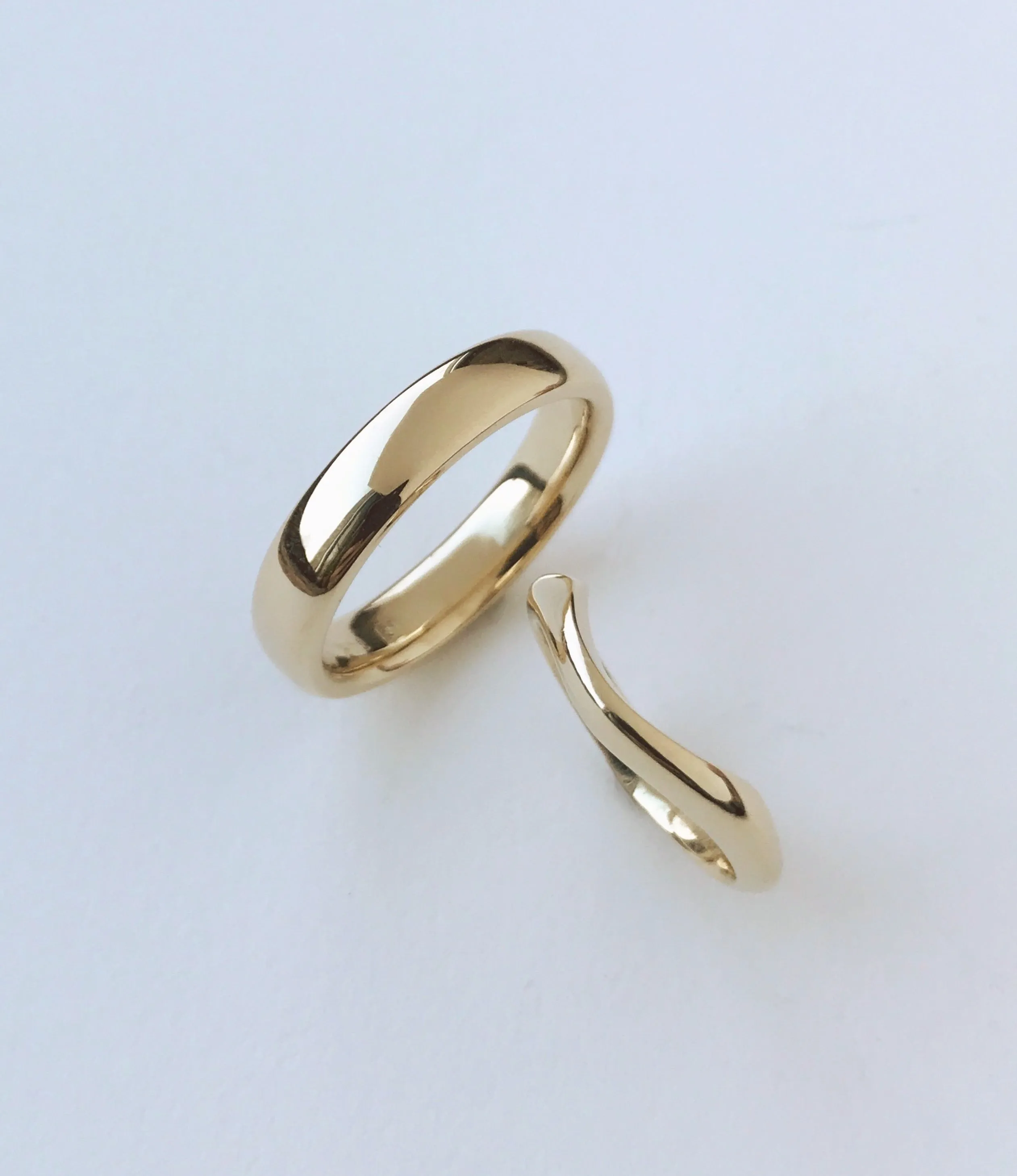 Curved Band