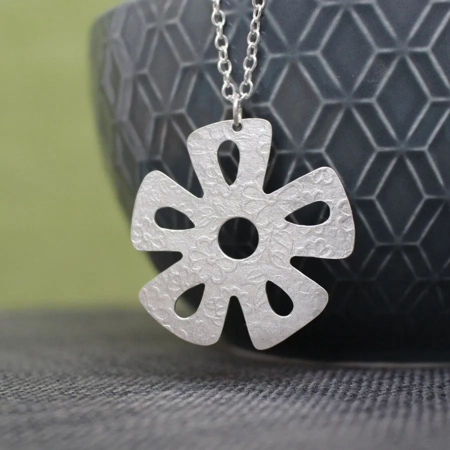 Daisy Pendant