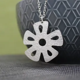 Daisy Pendant