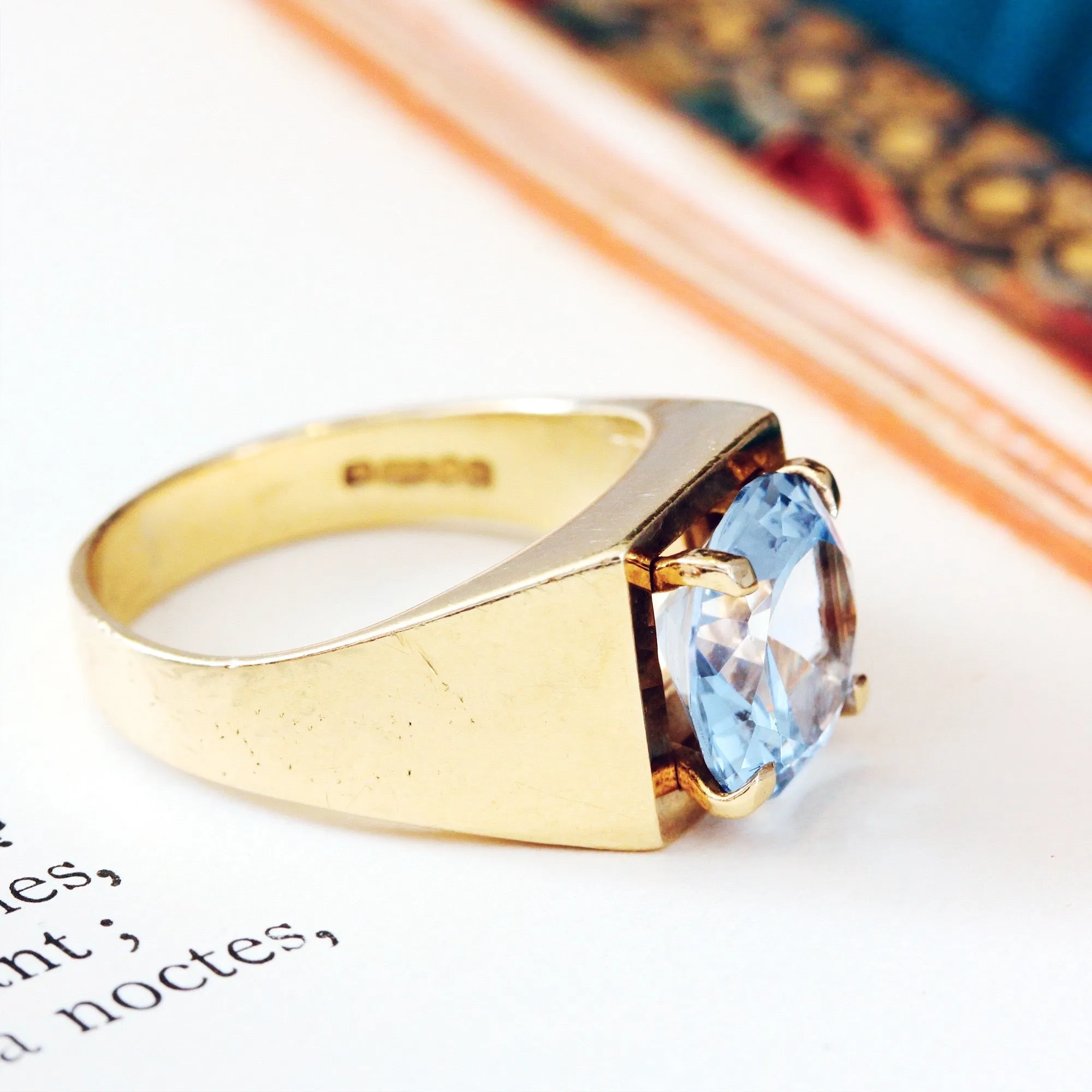 Date 1976 Modernist Spinel Dress Ring