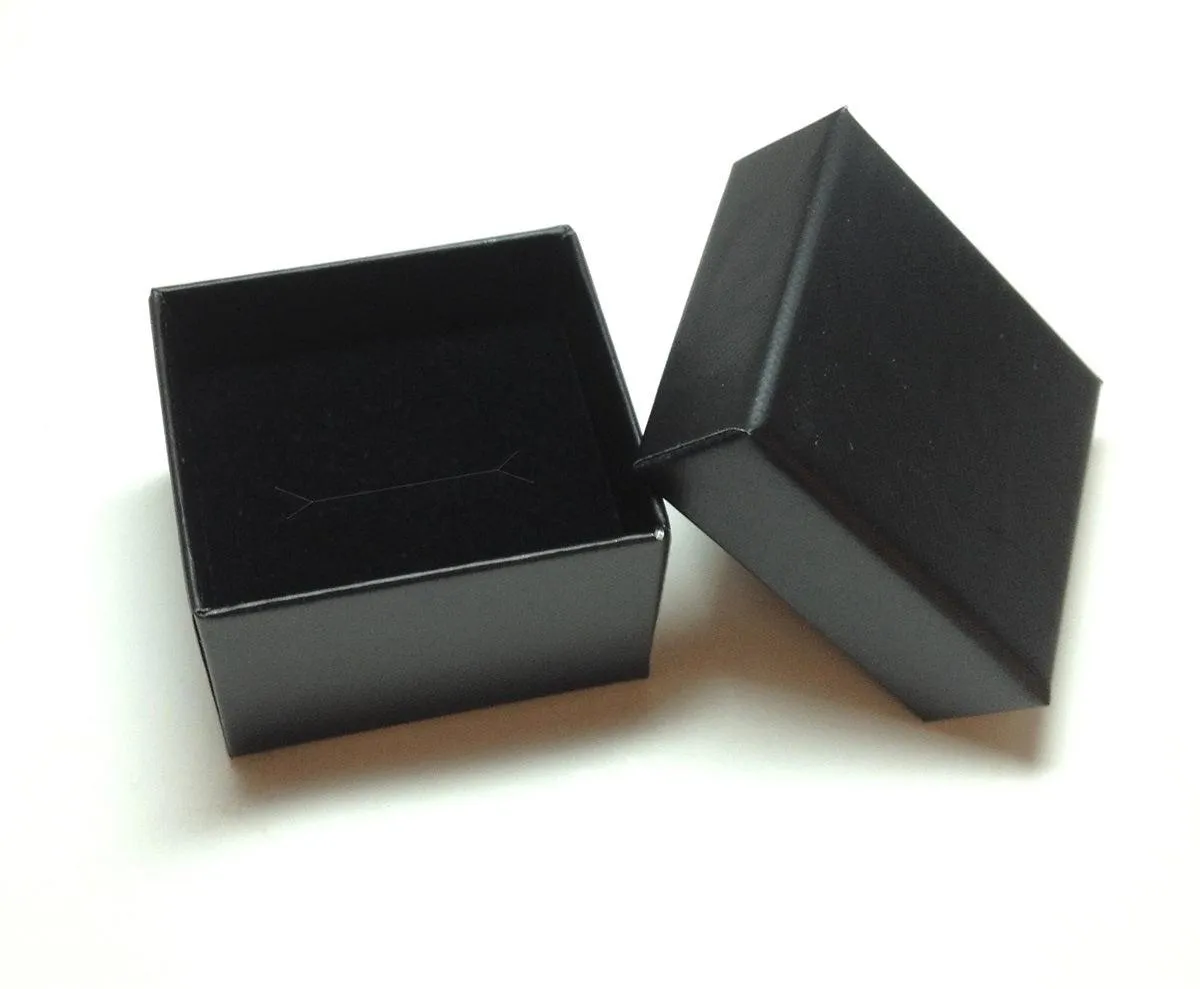 Designer Men's Ring in Platinum with Gaelic Crosses | 6mm