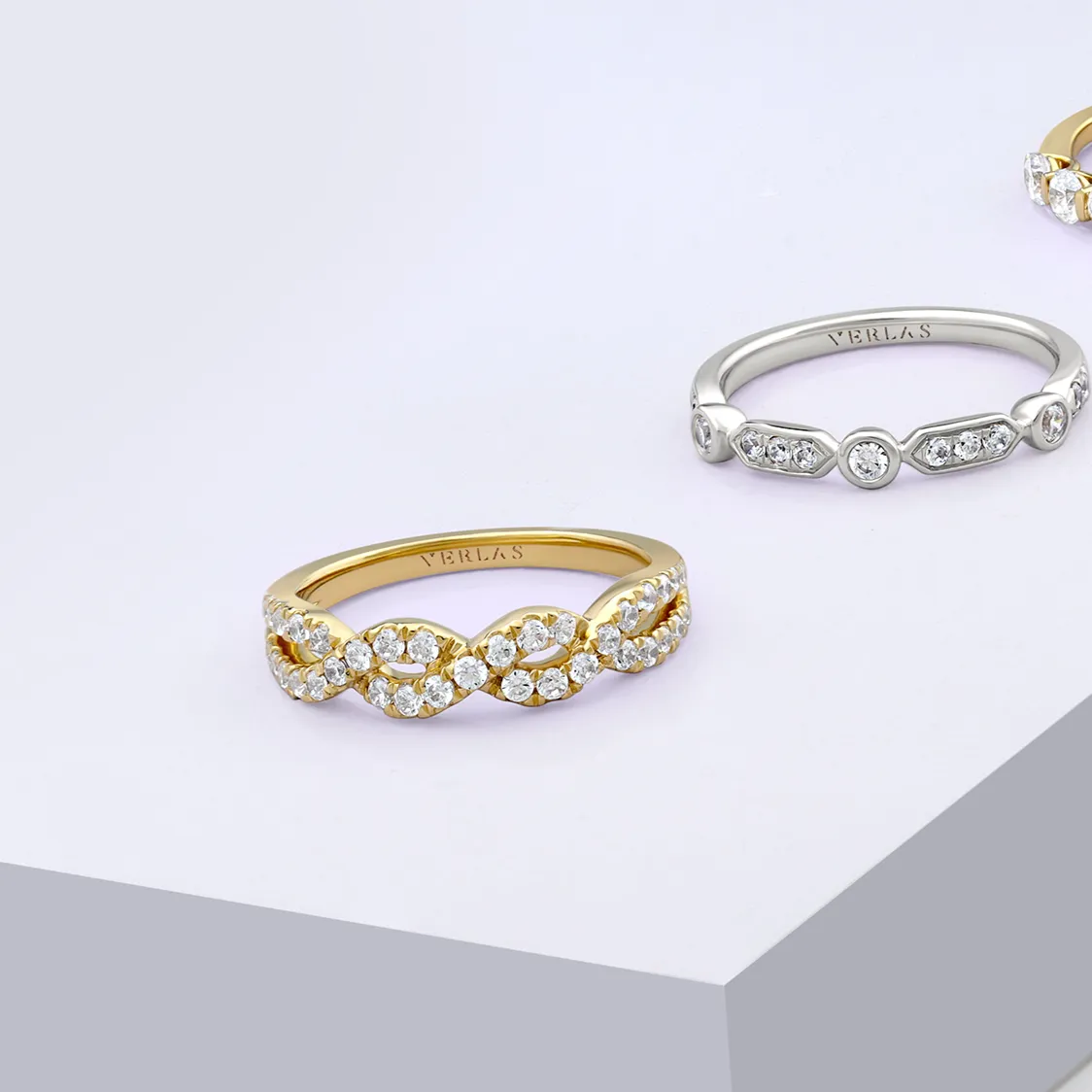 Entwined Band