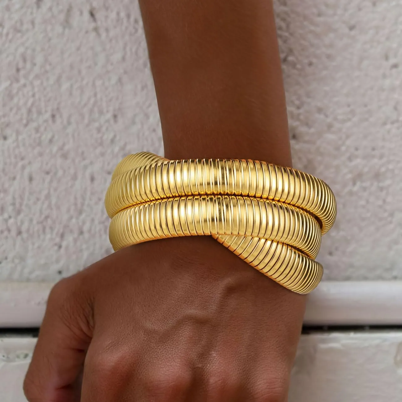 Gold Bangles Bracelet Set for Women, 18K Gold Plated Chunky Stainless Steel Non Tarnish Stretch Bracelet Stack, Flexible Wide Wristband Bangle Layered Snake Chain Bracelets