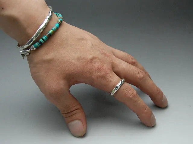 Hammerd Line Ring