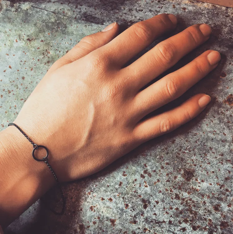 Hammered Circle Bracelet Silver