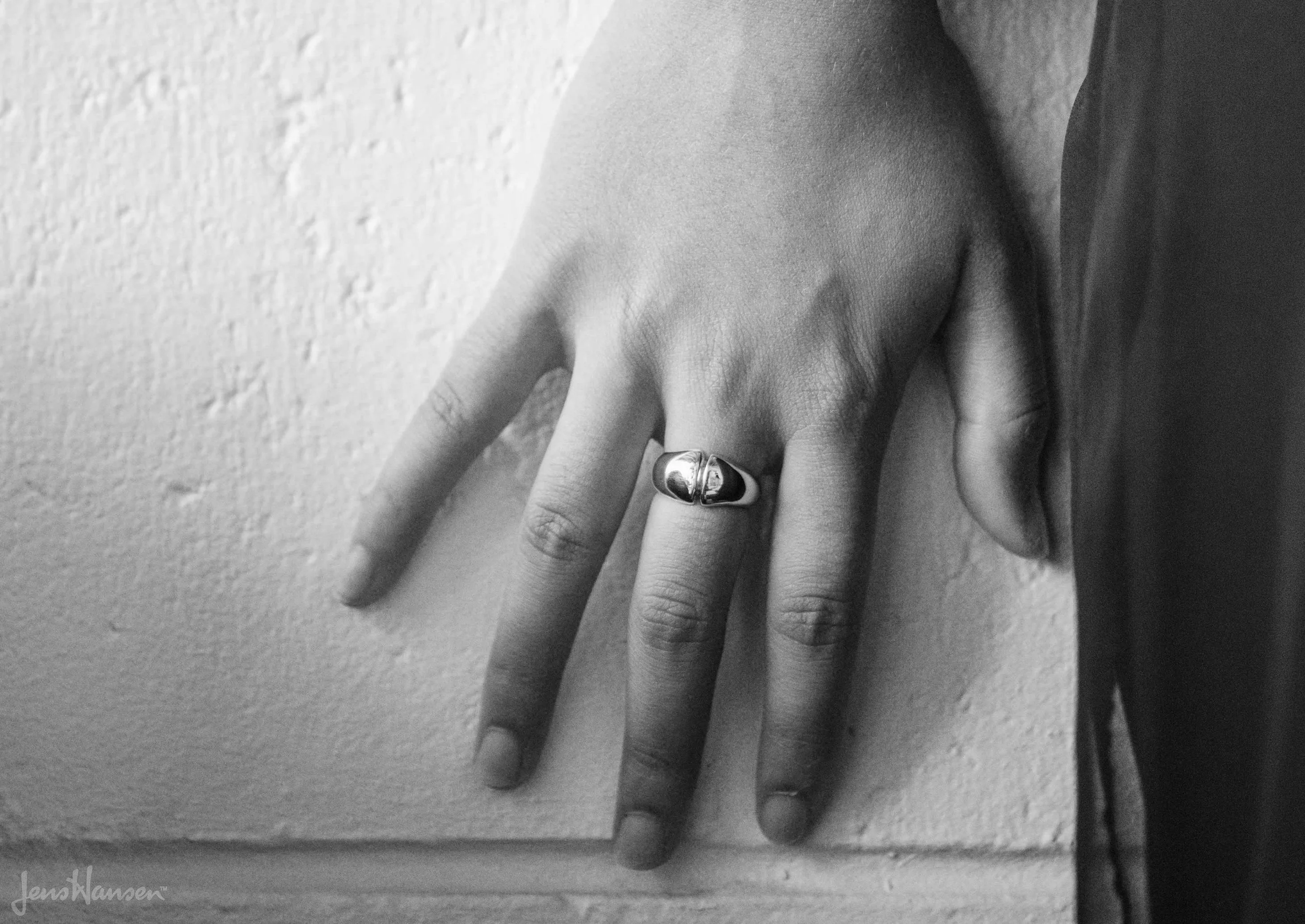 JW6 Dome Ring, White Gold & Platinum