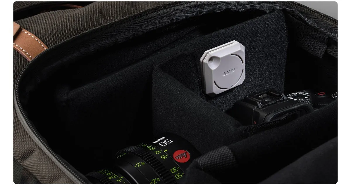 LAUT Huex Gem AirTag Case