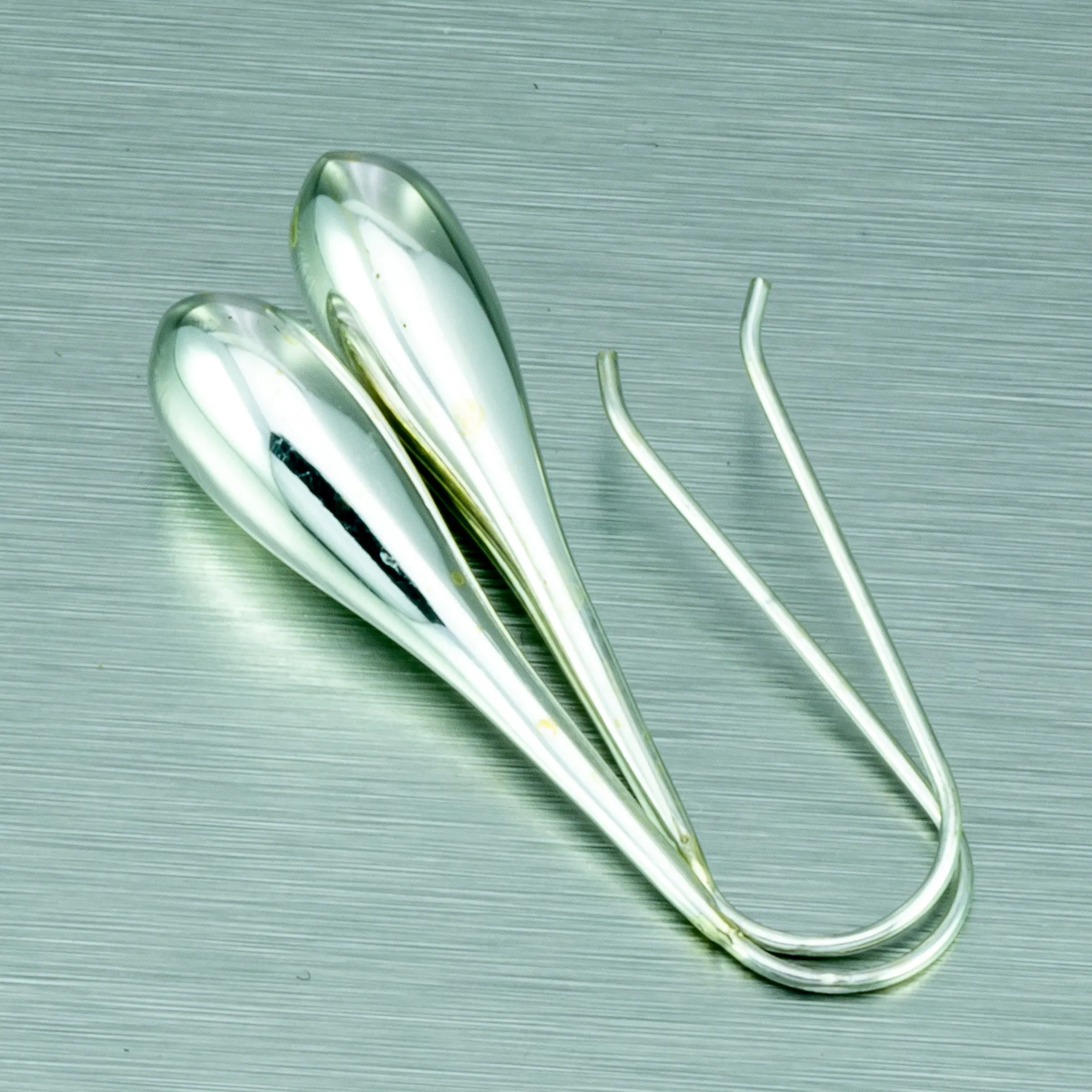 Long Sterling Silver 'Lagrima' Earrings.
