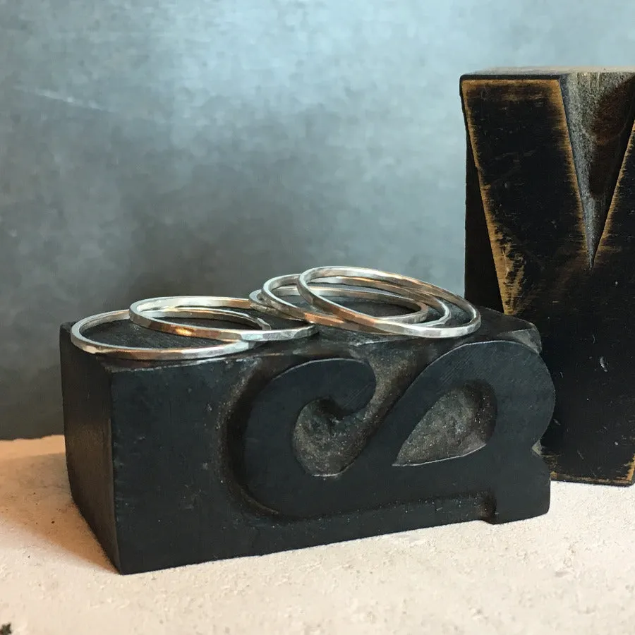 Taika   Tyyneys   Loop - Silver Stacking Ring Combination